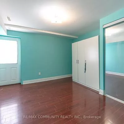 3, Grosbeak, Rouge E11, Toronto