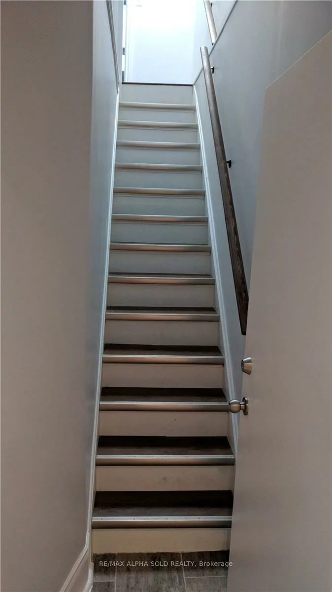 Upper Level 77, Newmarket, East End-Danforth, Toronto