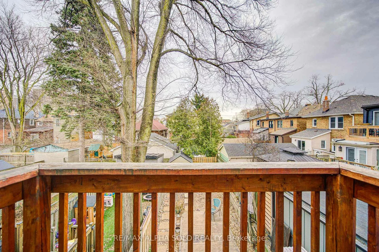 Upper Level 77, Newmarket, East End-Danforth, Toronto