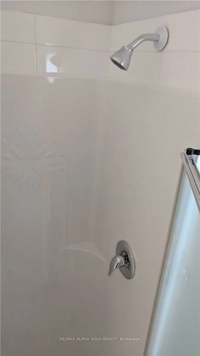 Upper Level 77, Newmarket, East End-Danforth, Toronto