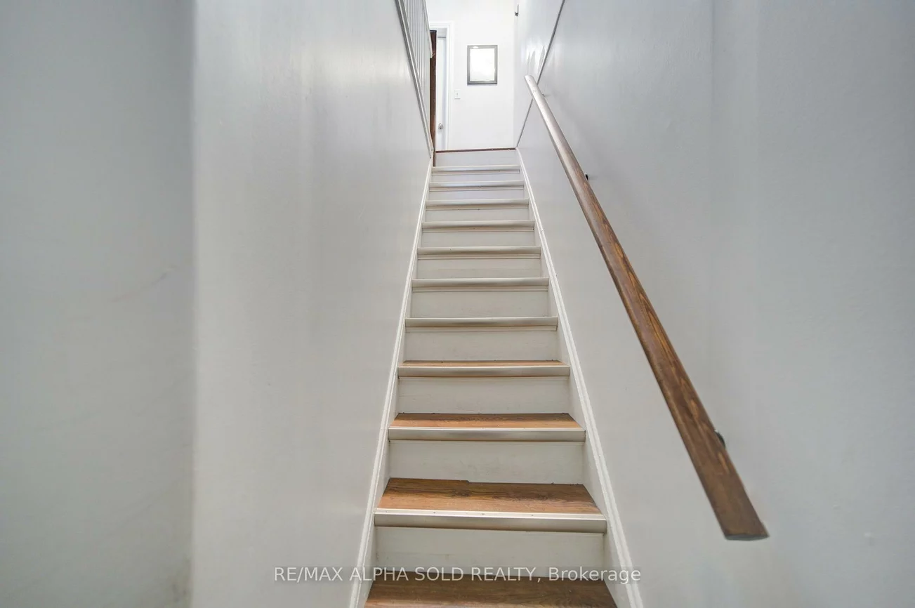 Upper Level 77, Newmarket, East End-Danforth, Toronto