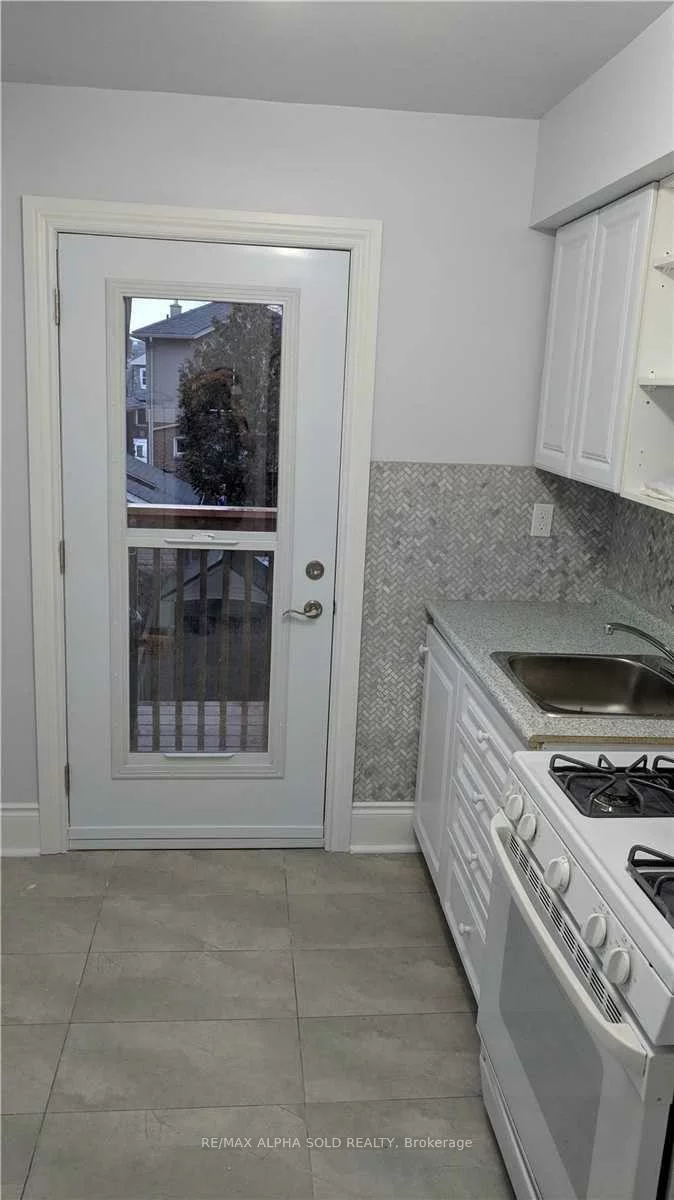 Unit A 77, Newmarket, East End-Danforth, Toronto