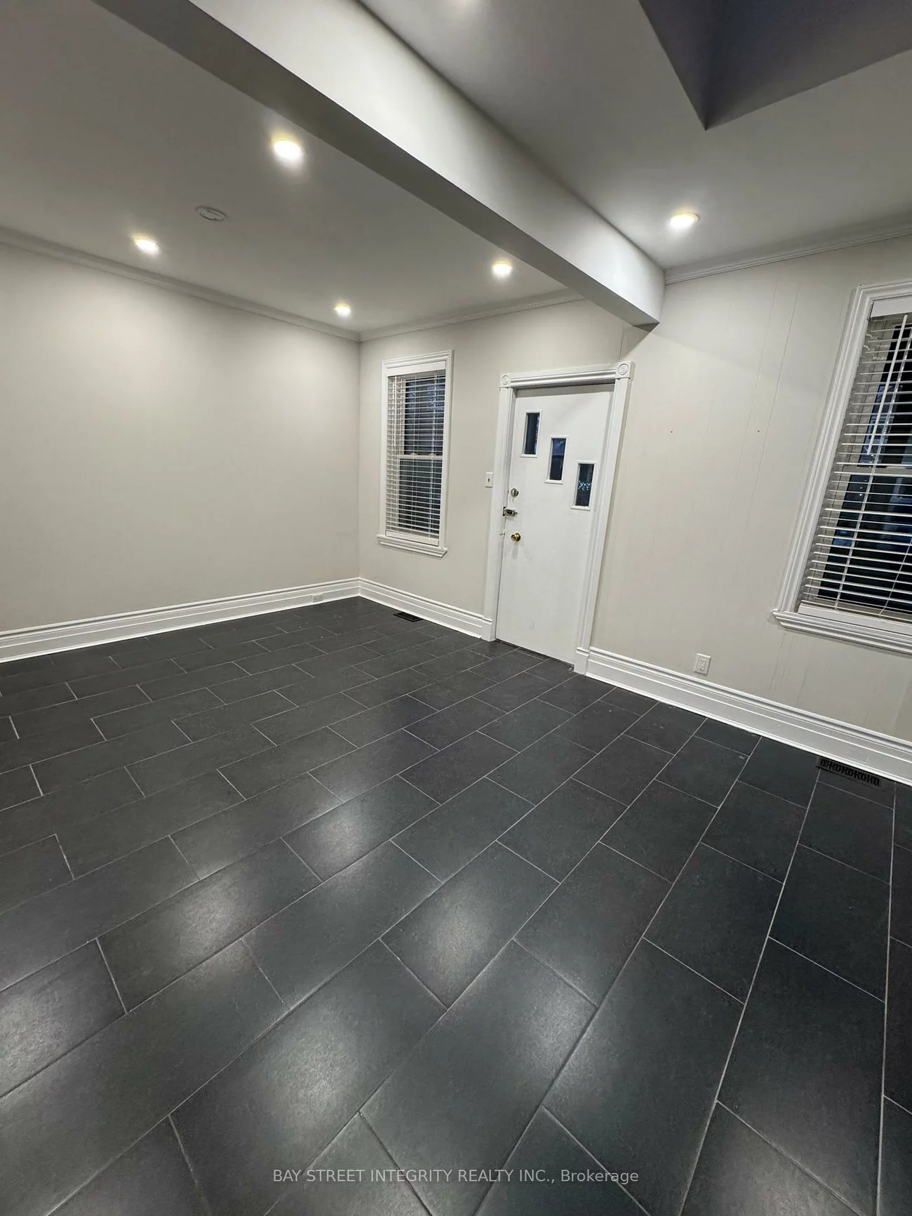 244, King Edward, Woodbine-Lumsden, Toronto