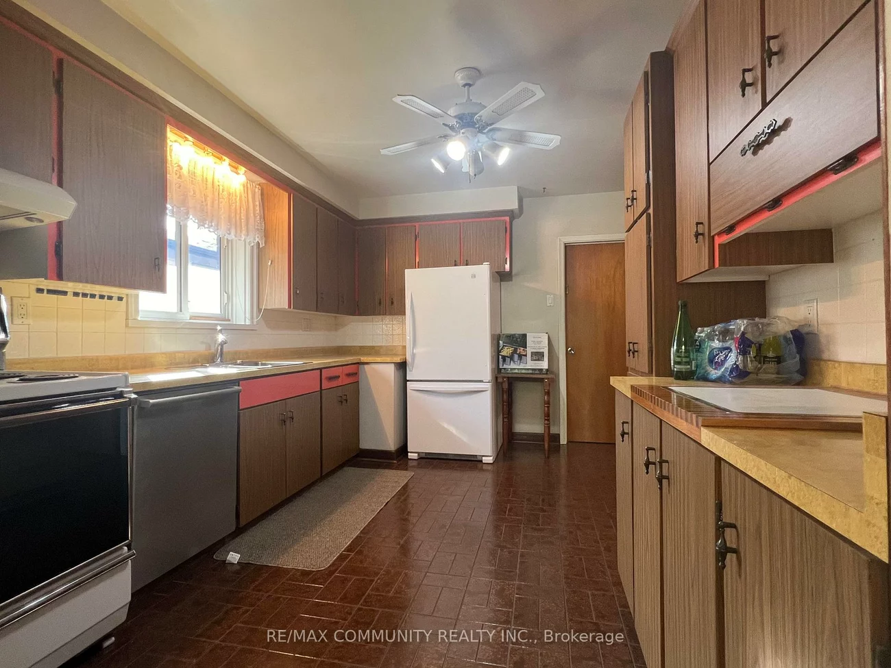 137, Birkdale, Bendale, Toronto