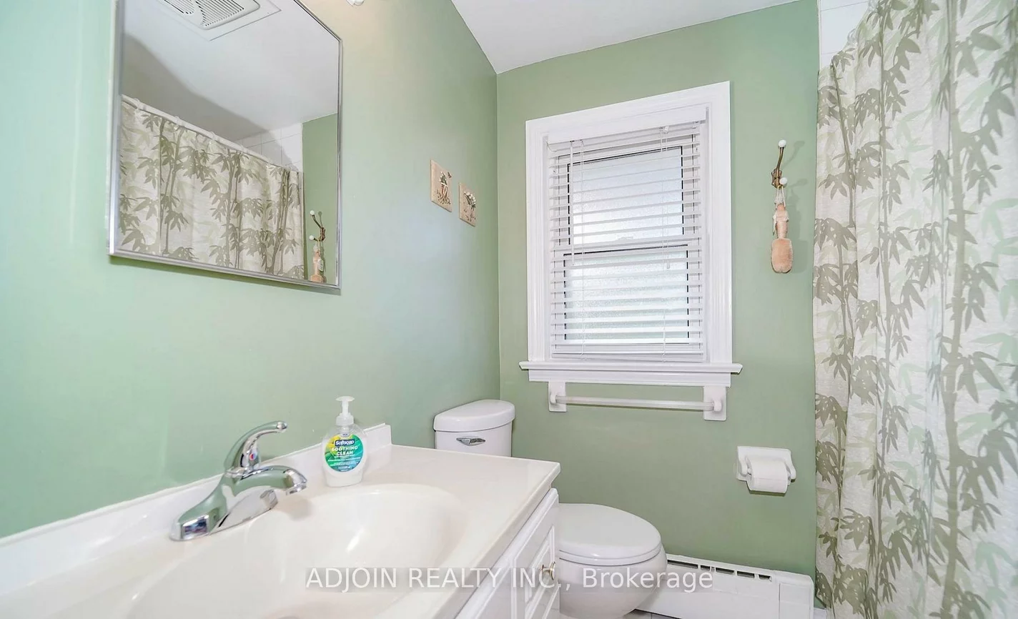 84, Lowcrest, Tam O'Shanter-Sullivan, Toronto