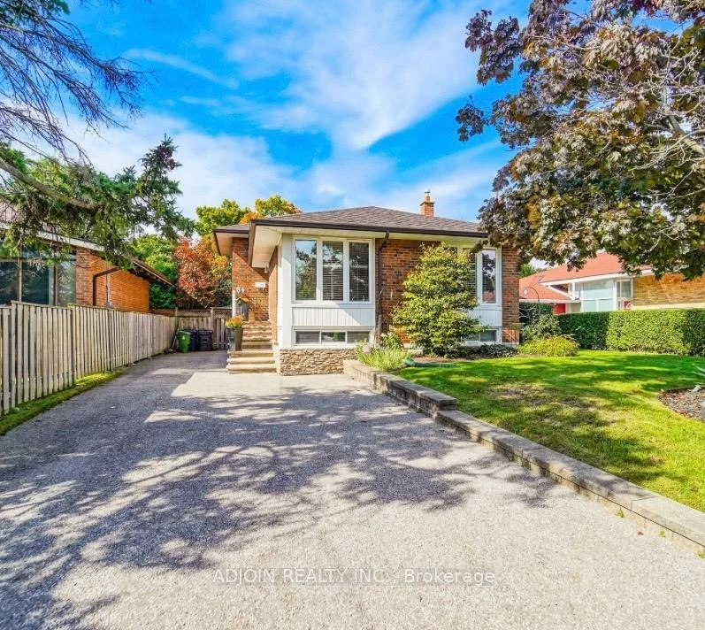 84, Lowcrest, Tam O'Shanter-Sullivan, Toronto