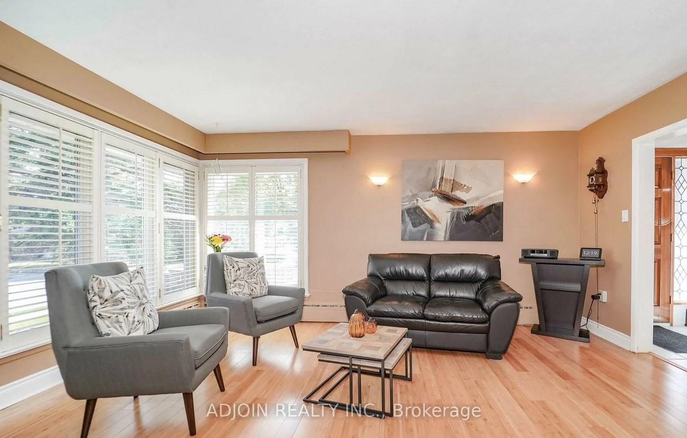 84, Lowcrest, Tam O'Shanter-Sullivan, Toronto