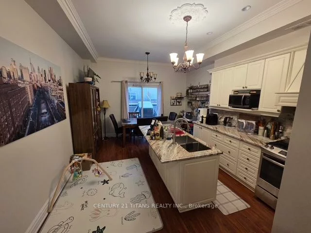 6, Cam Fella, Greenwood-Coxwell, Toronto