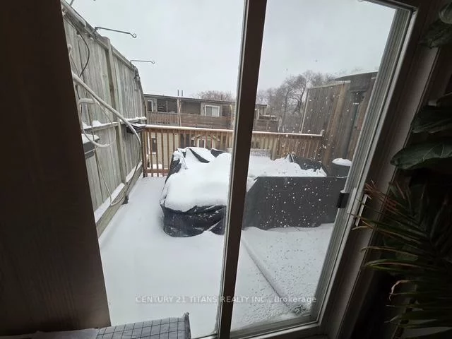 6, Cam Fella, Greenwood-Coxwell, Toronto