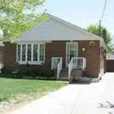 19, Bardwell, Wexford-Maryvale, Toronto