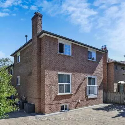 54, Emcarr, West Hill, Toronto