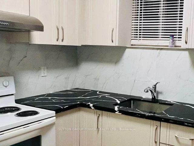 1429, Kingston, Birchcliffe-Cliffside, Toronto