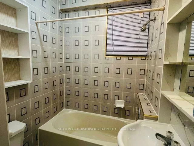 1429, Kingston, Birchcliffe-Cliffside, Toronto