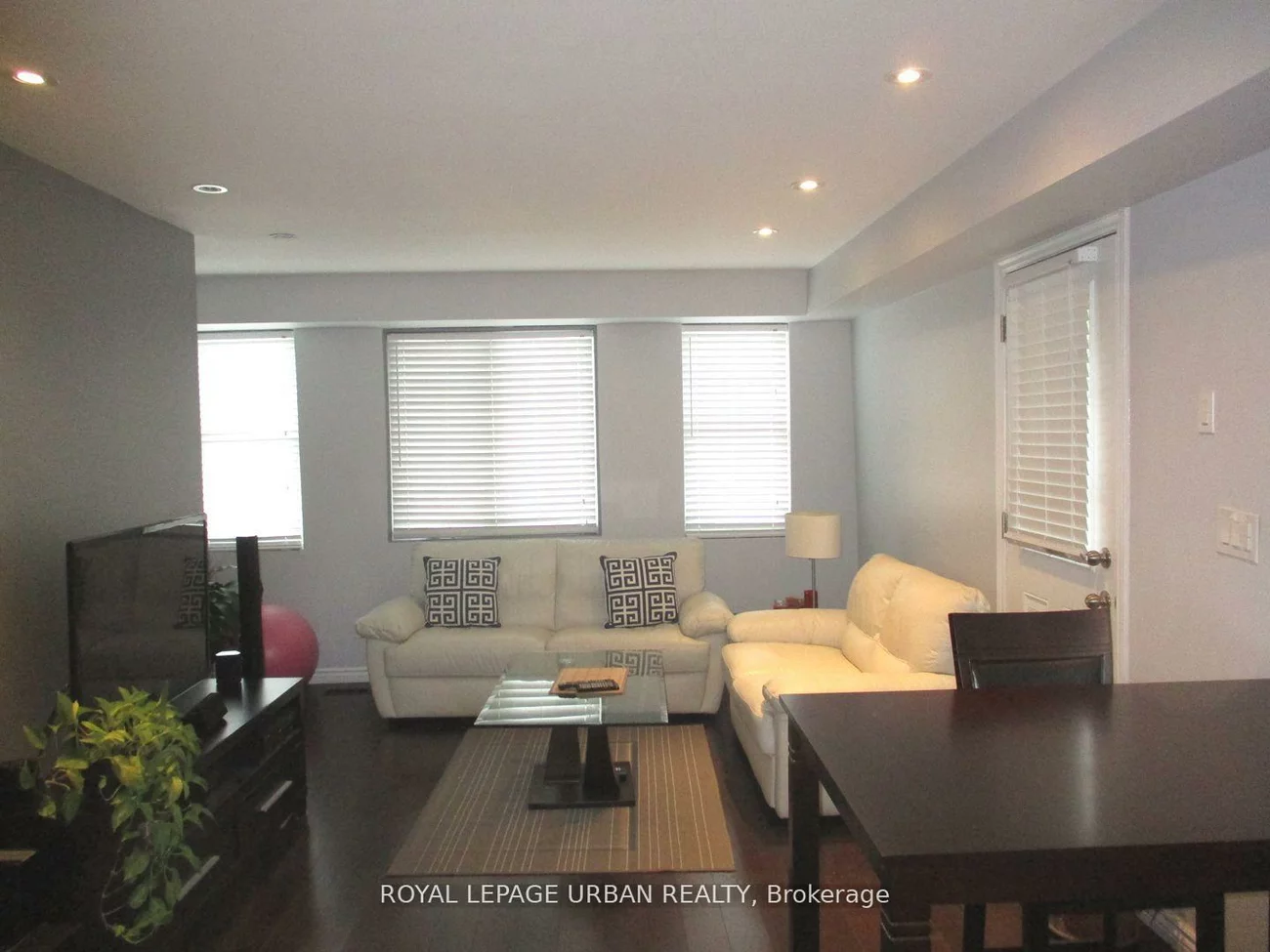 89, Squires, O'Connor-Parkview, Toronto