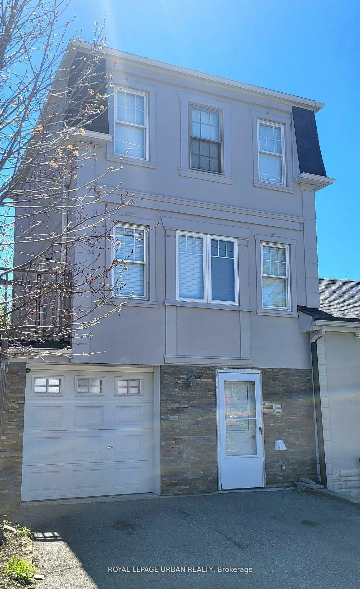 89, Squires, O'Connor-Parkview, Toronto