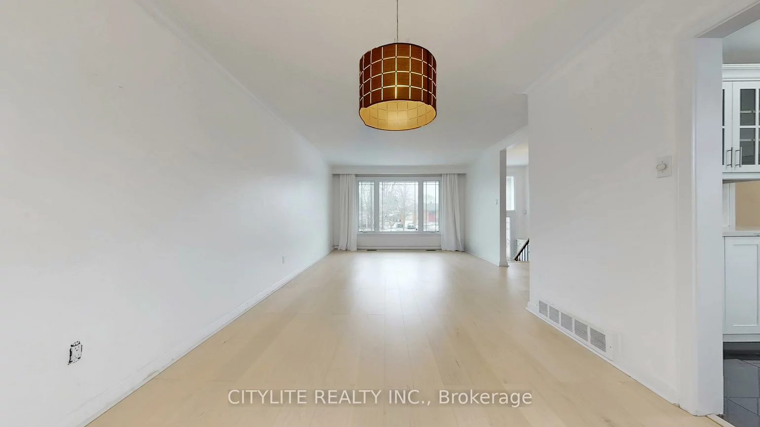 16, Panama, Woburn, Toronto