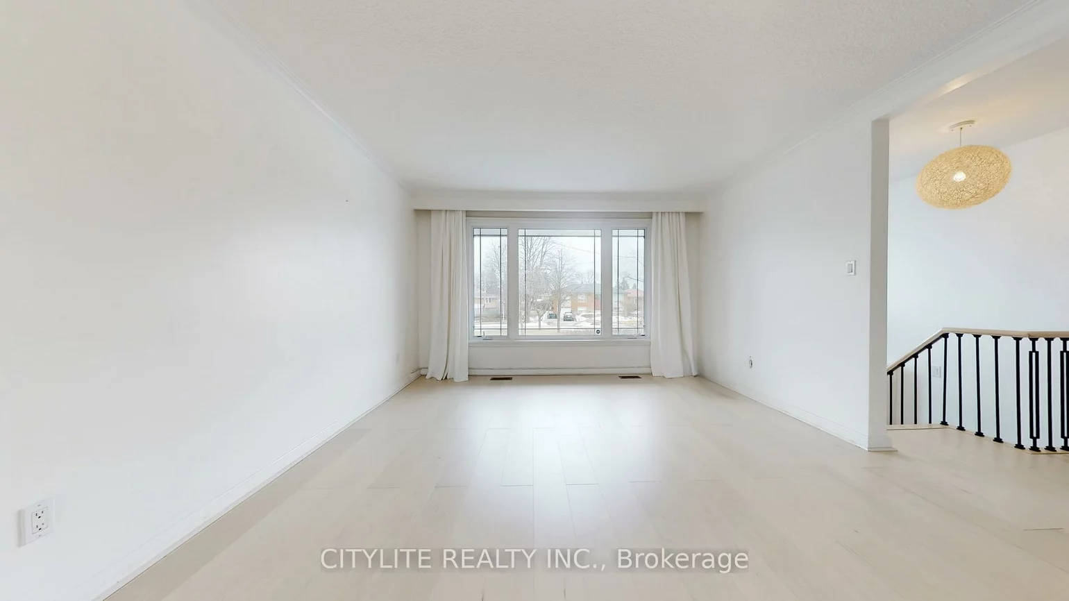 16, Panama, Woburn, Toronto