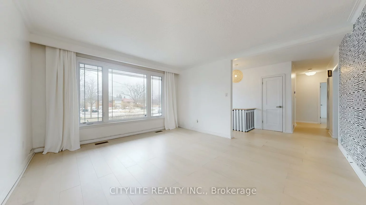 16, Panama, Woburn, Toronto