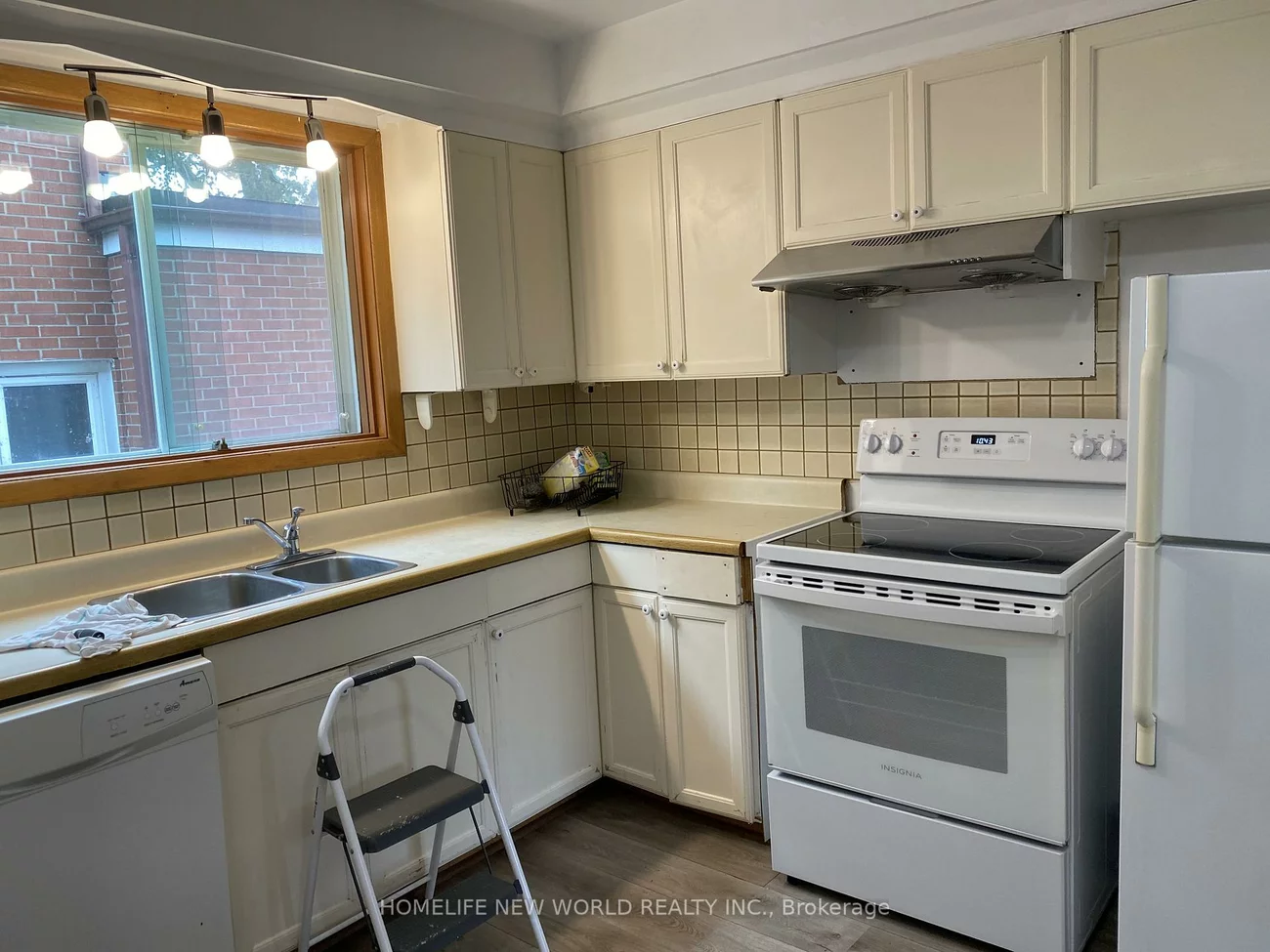 62, Landfair, Woburn, Toronto