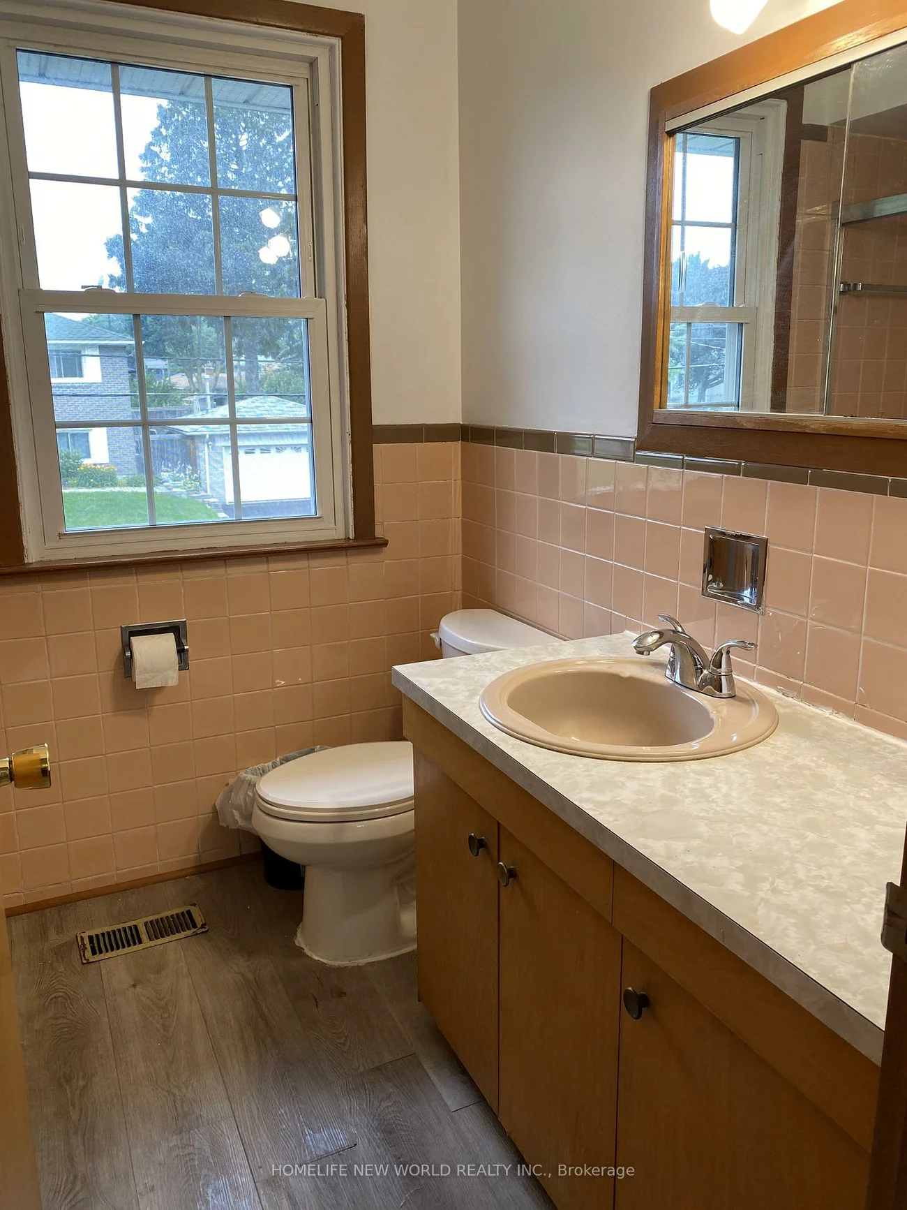 62, Landfair, Woburn, Toronto