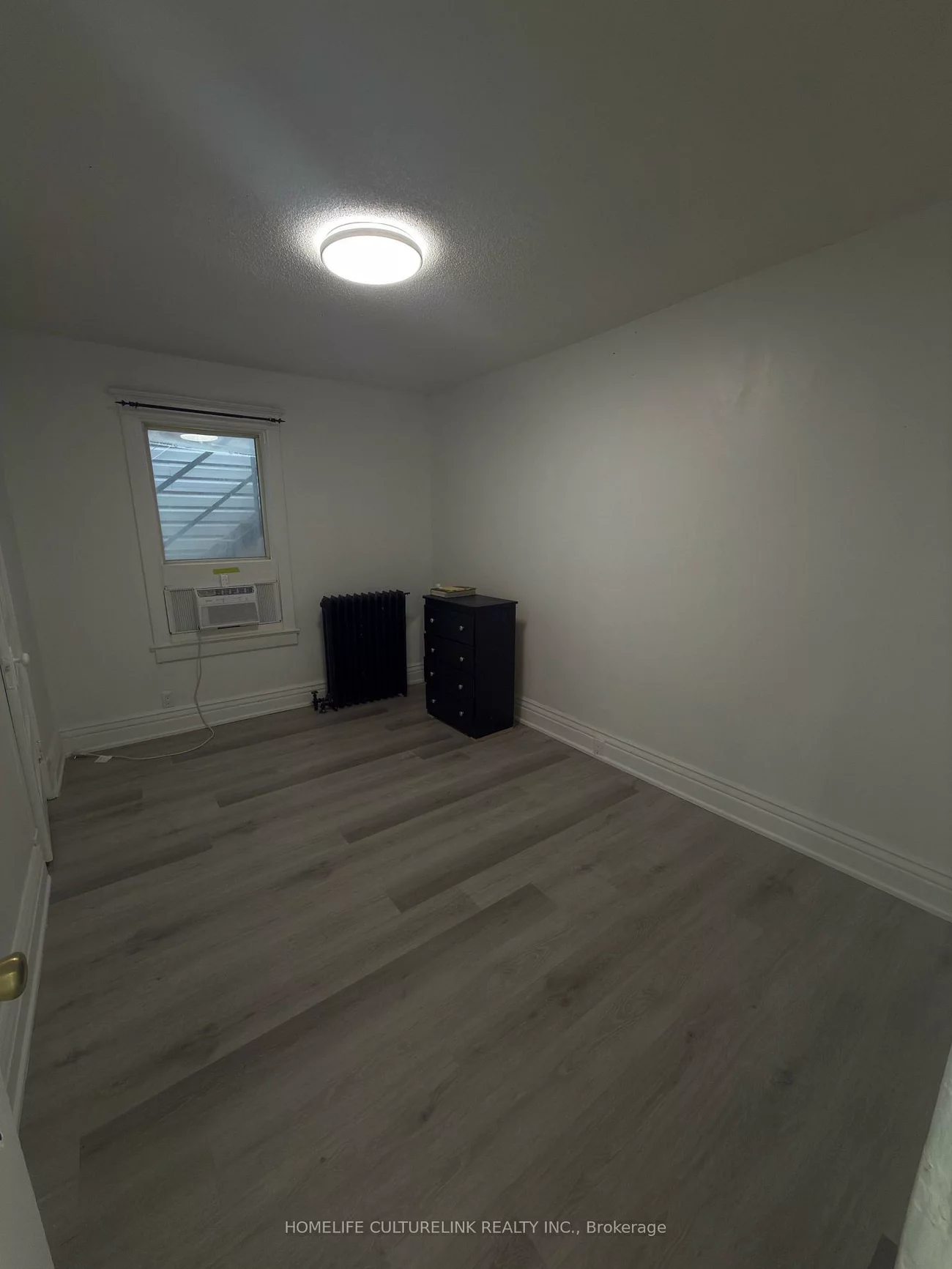 737, Broadview, North Riverdale, Toronto