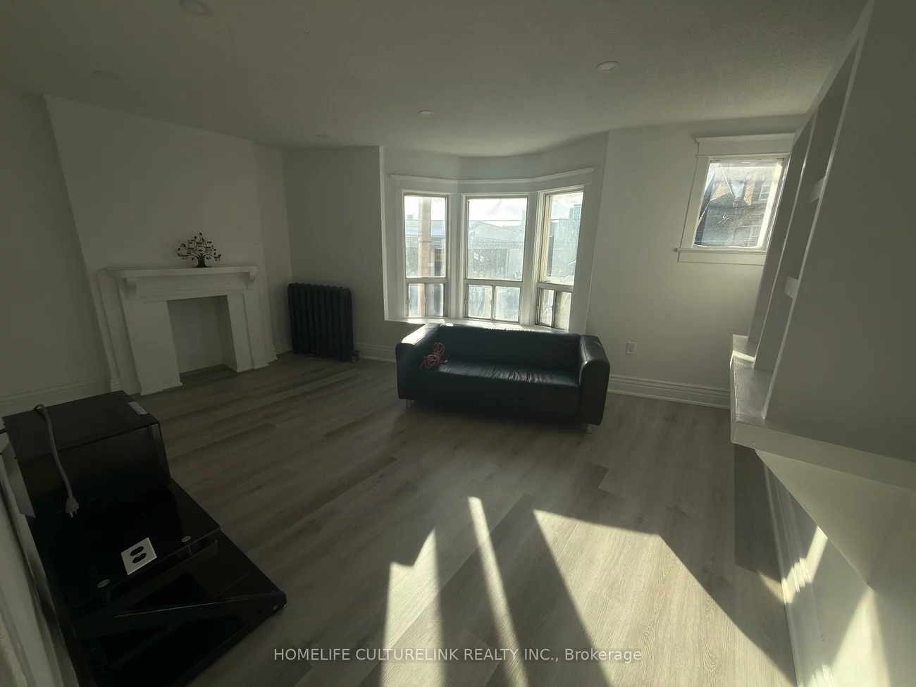 737, Broadview, North Riverdale, Toronto