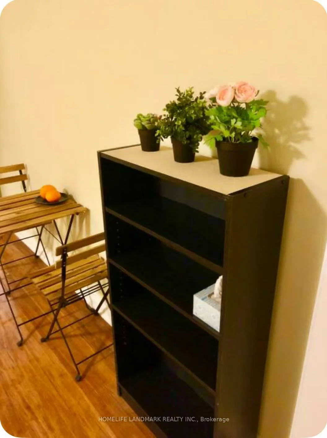 70, Corinthian, L'Amoreaux, Toronto