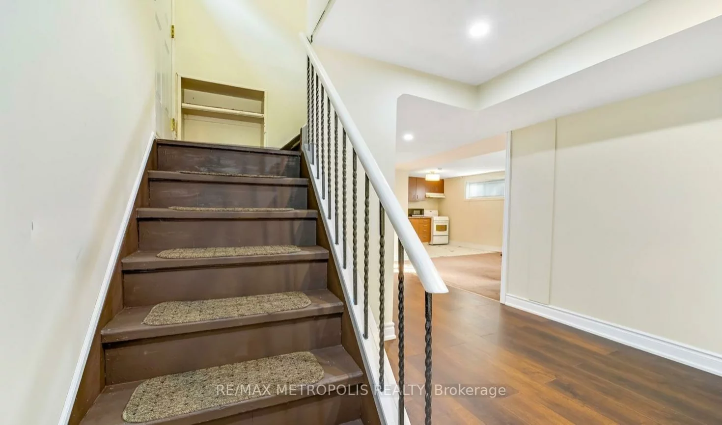 103, Packard, Bendale, Toronto