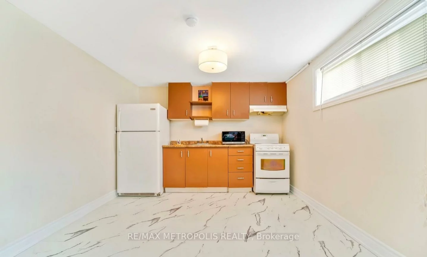 103, Packard, Bendale, Toronto