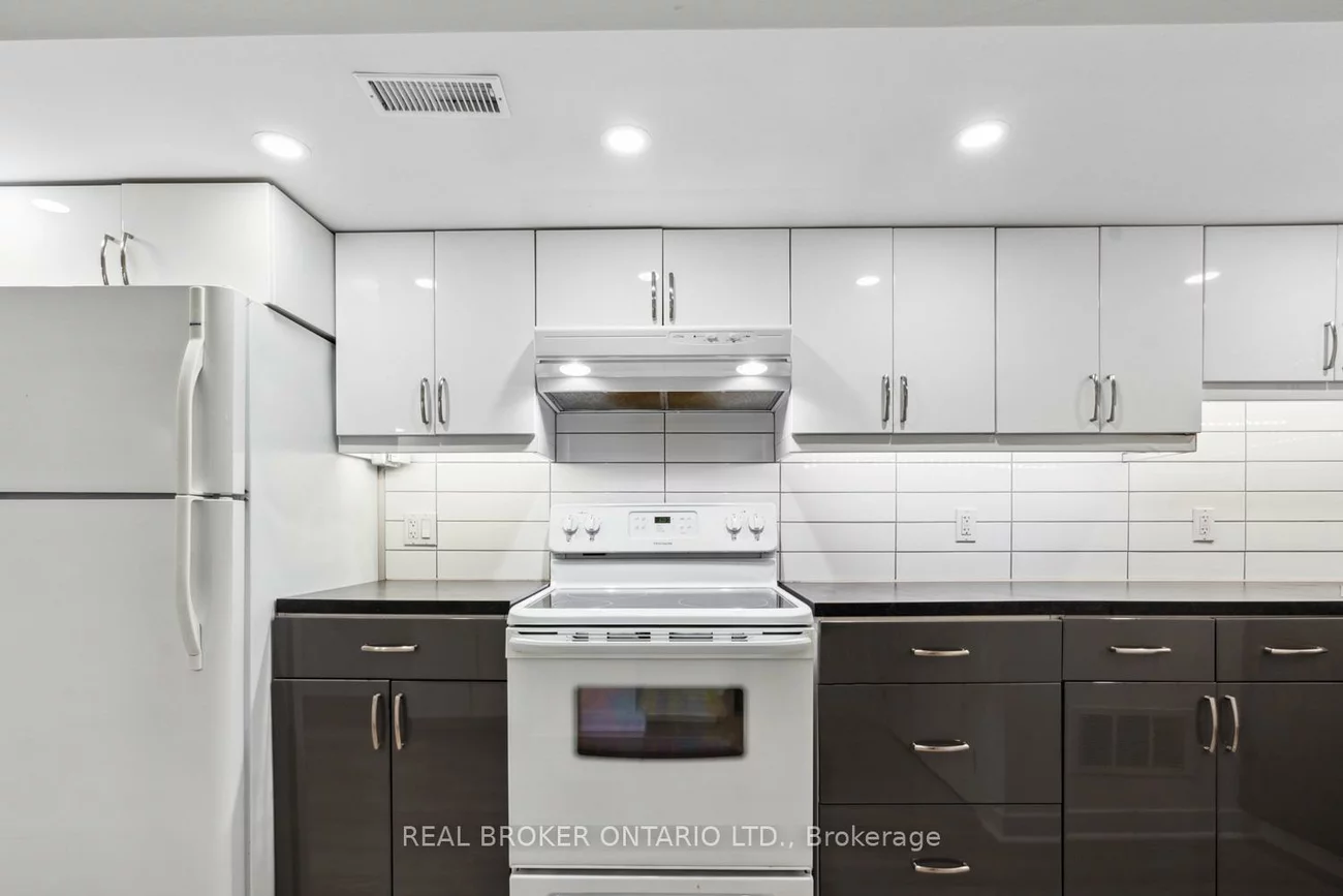 129, Oak Park, Woodbine-Lumsden, Toronto