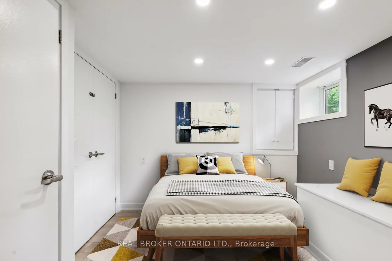 129, Oak Park, Woodbine-Lumsden, Toronto