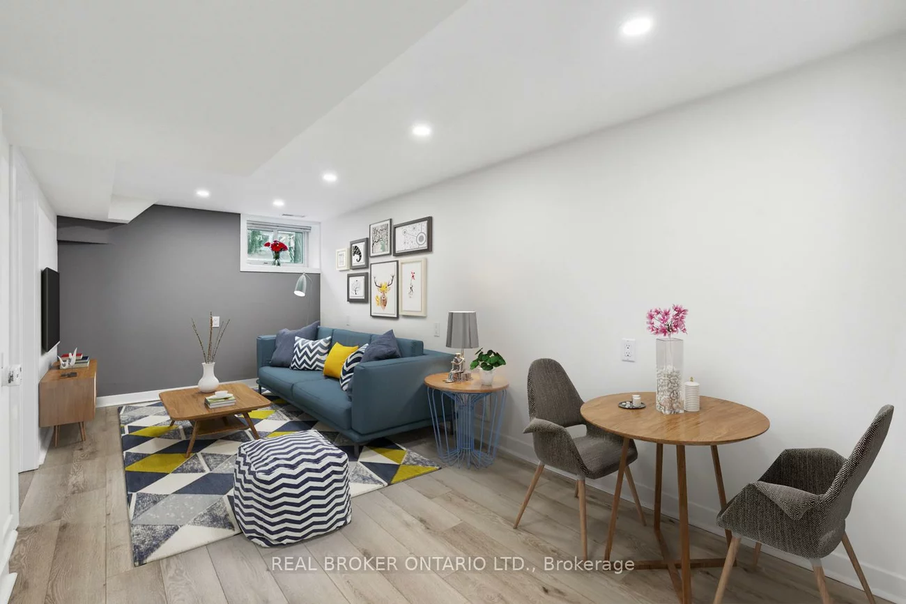 129, Oak Park, Woodbine-Lumsden, Toronto