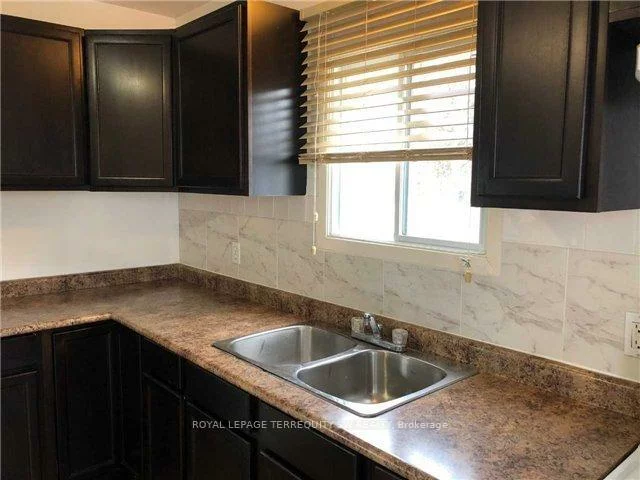 61, Cedar, Scarborough Village, Toronto