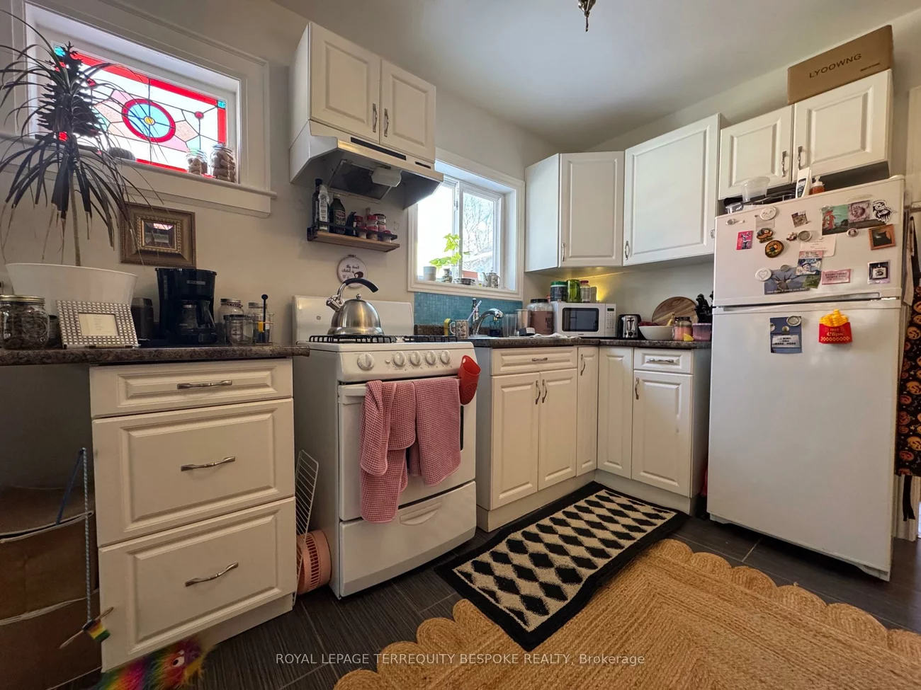 19, Lewis, South Riverdale, Toronto