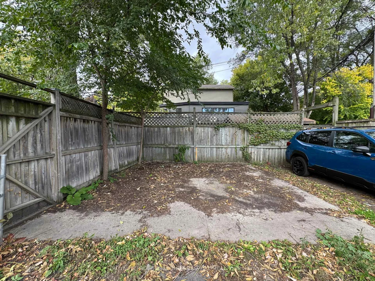 19, Lewis, South Riverdale, Toronto