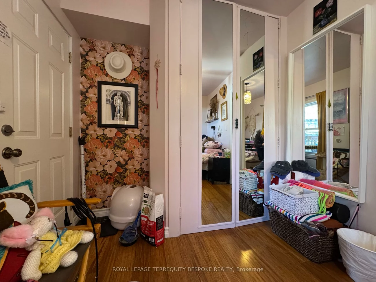 19, Lewis, South Riverdale, Toronto