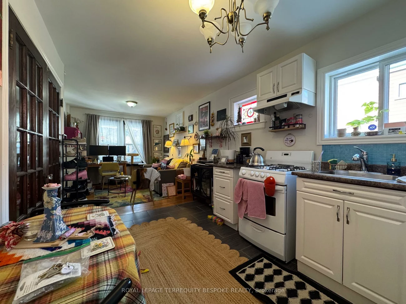 19, Lewis, South Riverdale, Toronto