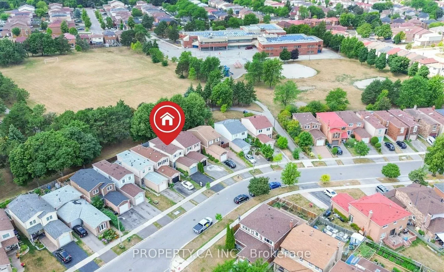 78, Pennyhill, Malvern, Toronto