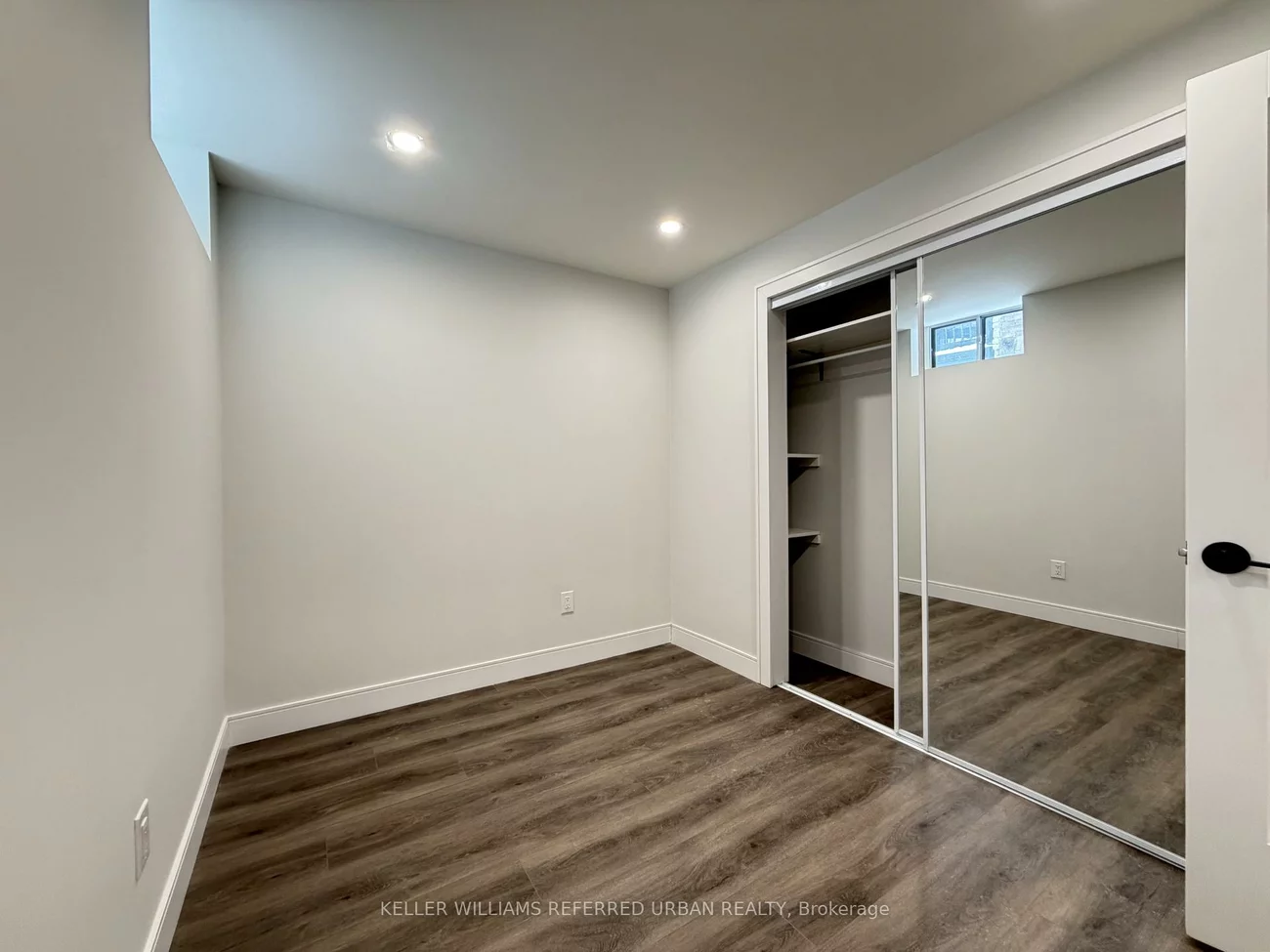 63, Wallington, Woodbine-Lumsden, Toronto