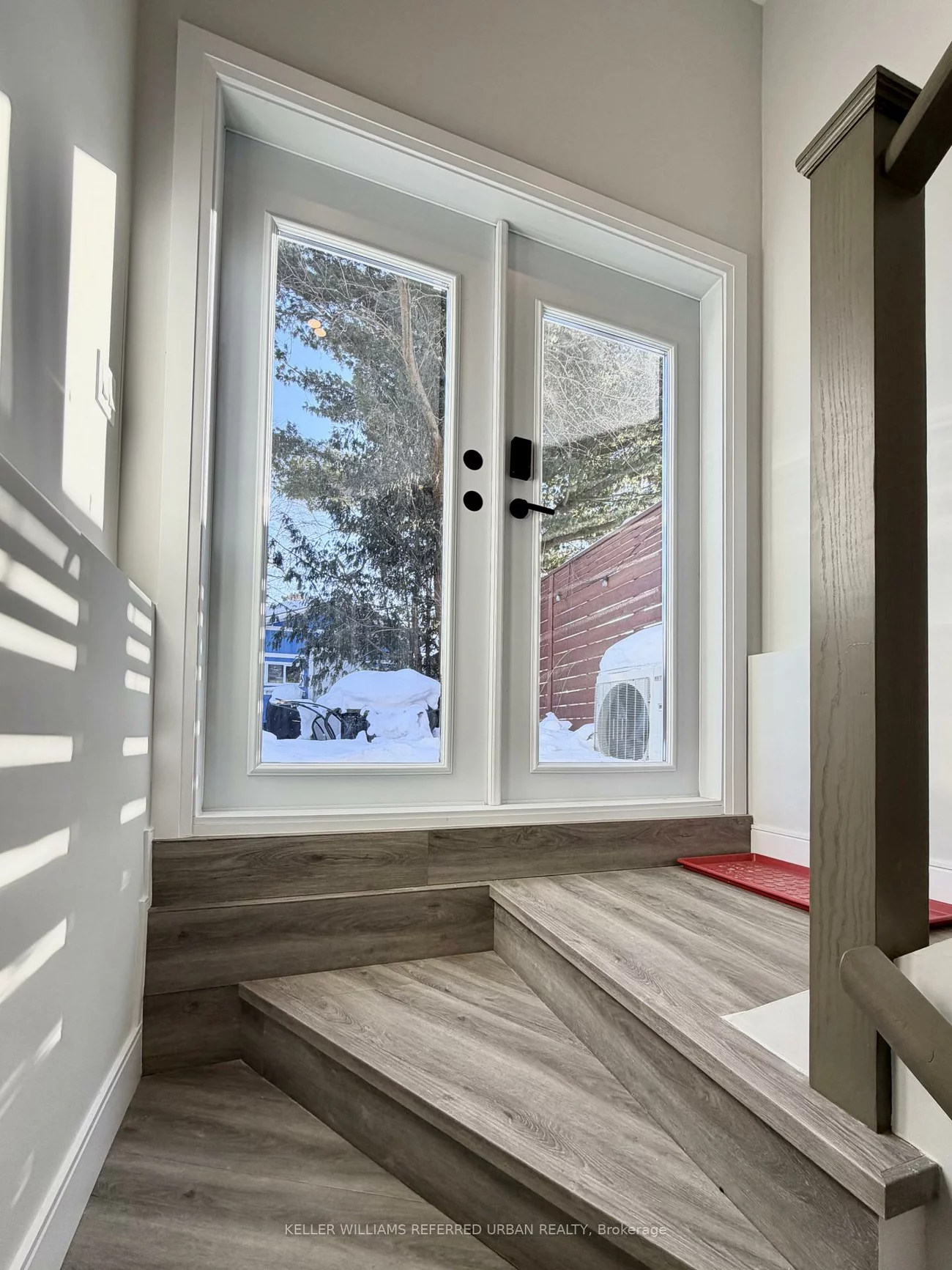 63, Wallington, Woodbine-Lumsden, Toronto