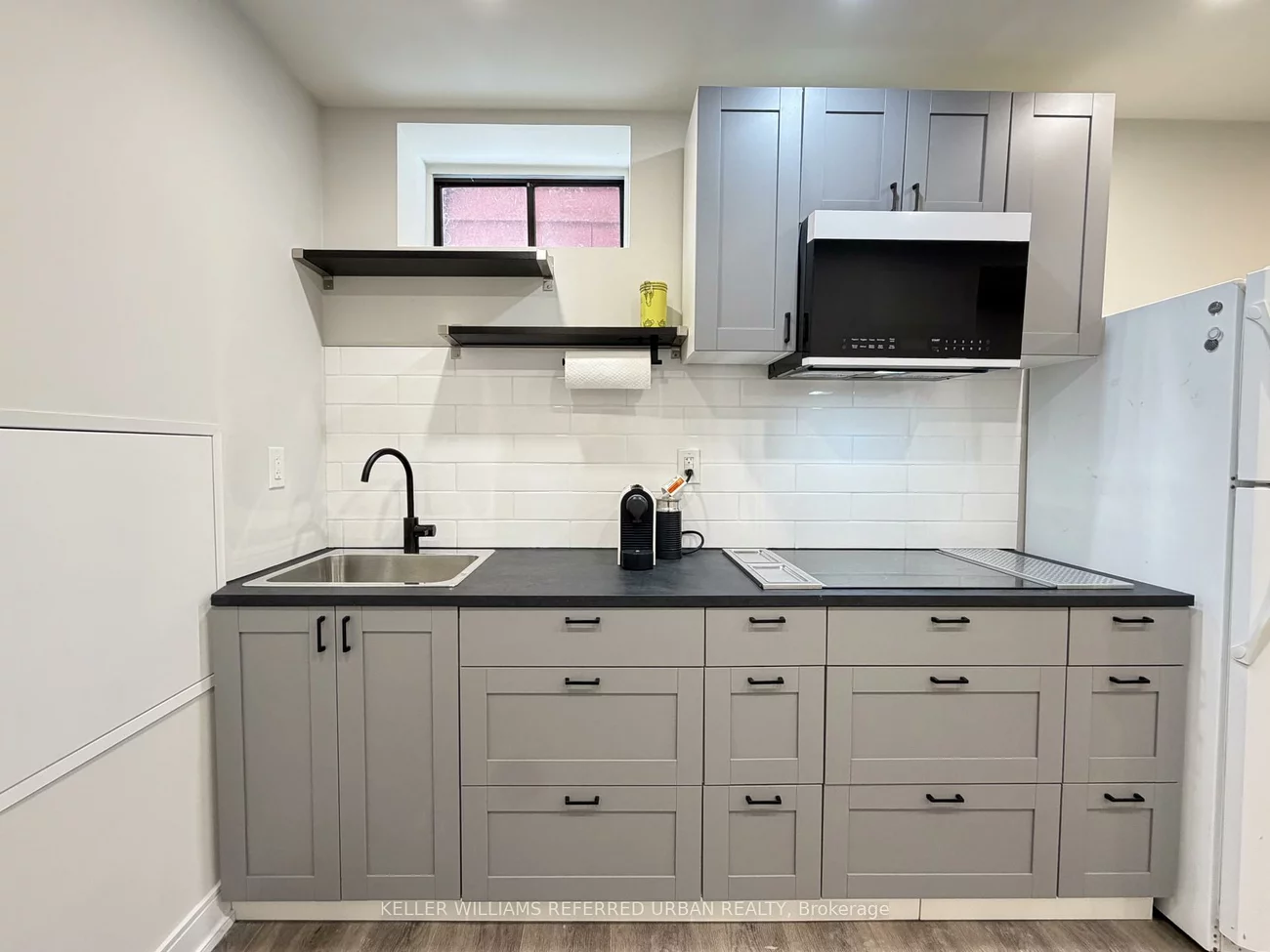 63, Wallington, Woodbine-Lumsden, Toronto