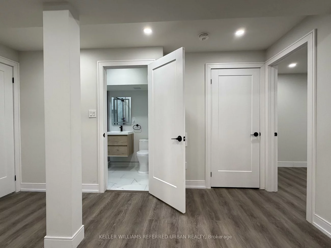 63, Wallington, Woodbine-Lumsden, Toronto