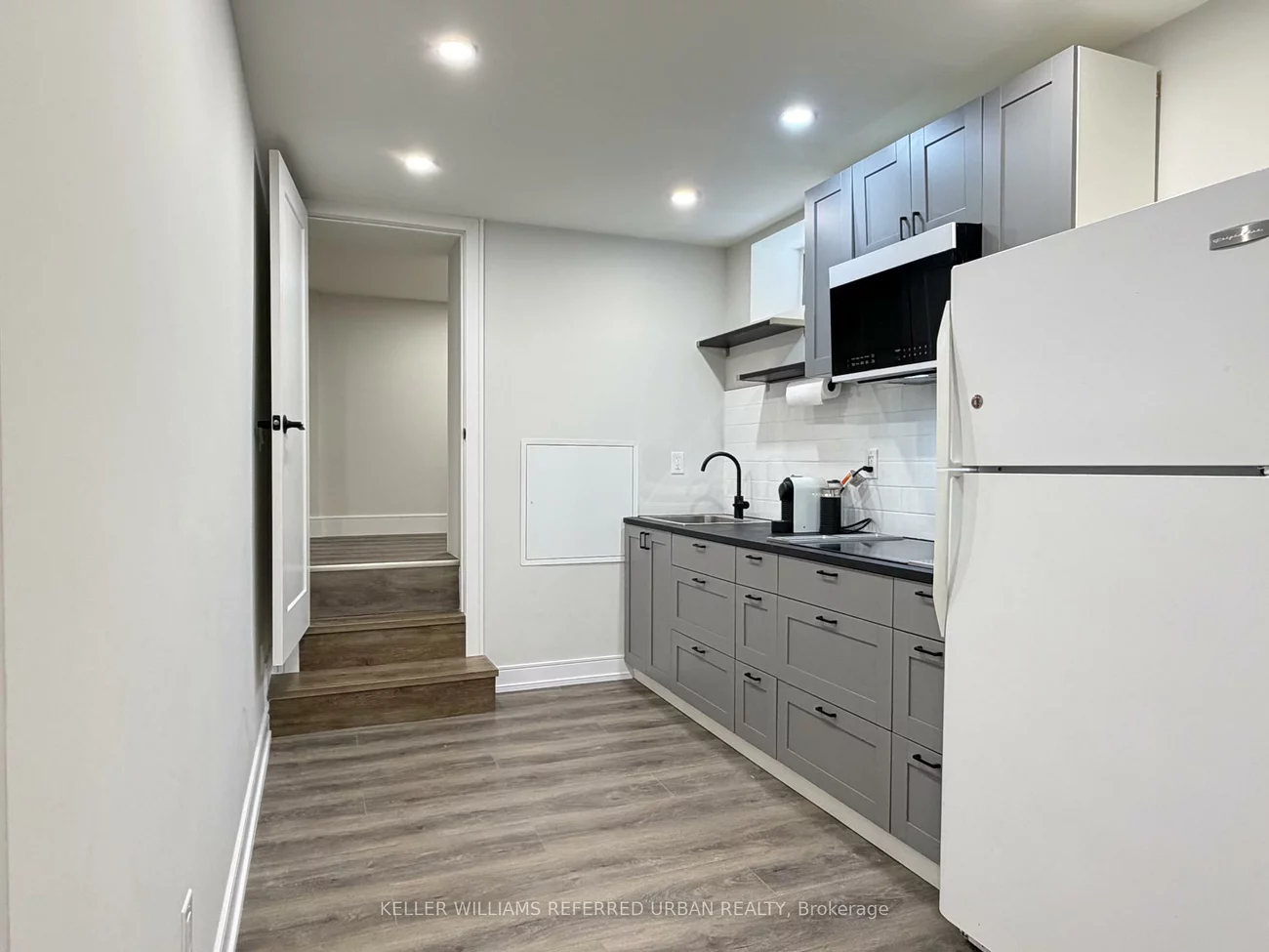 63, Wallington, Woodbine-Lumsden, Toronto