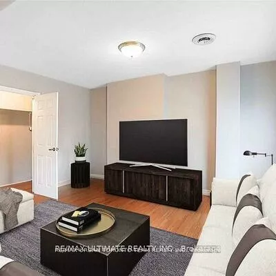 745, Coxwell, Danforth, Toronto