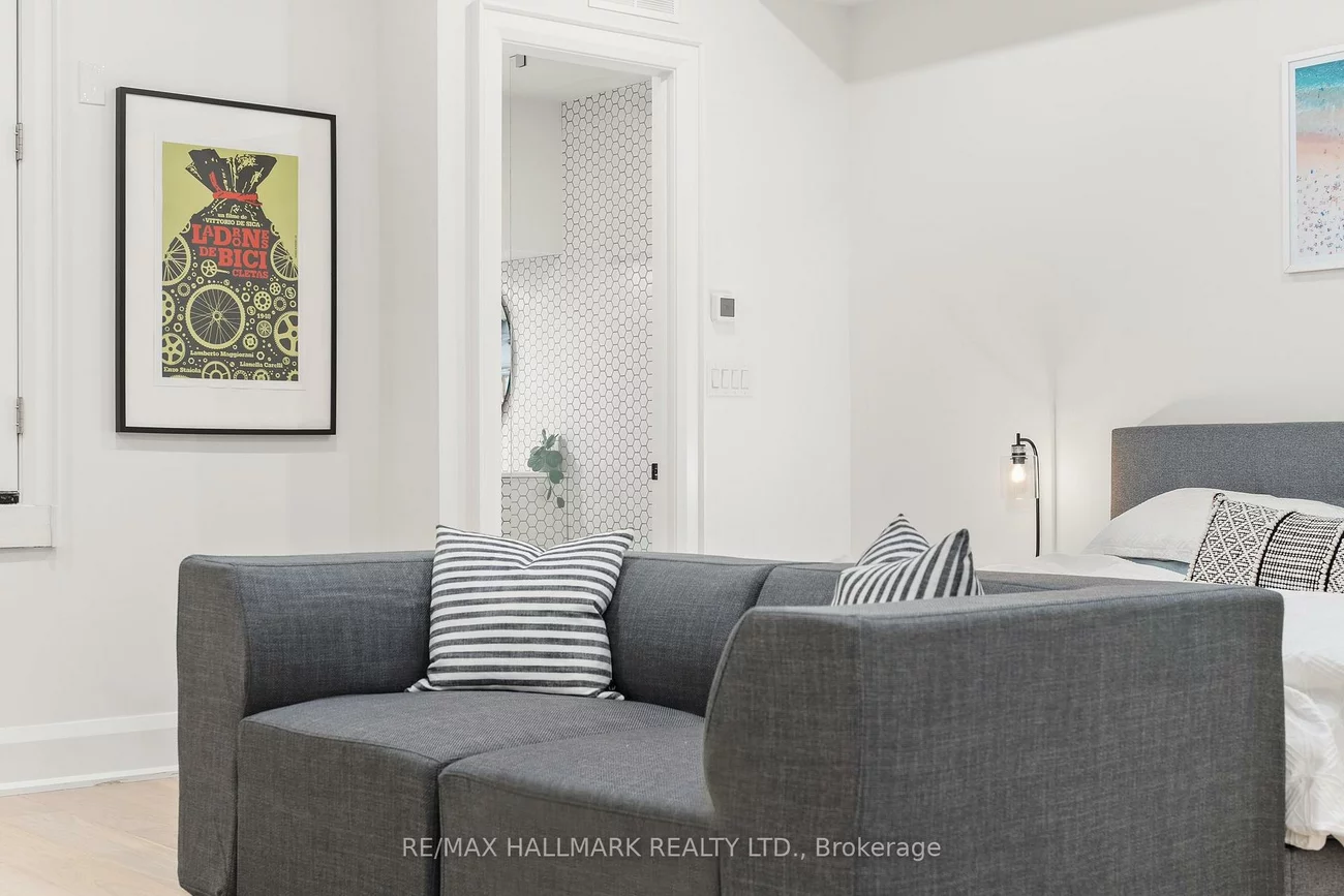 12, Glenside, Greenwood-Coxwell, Toronto