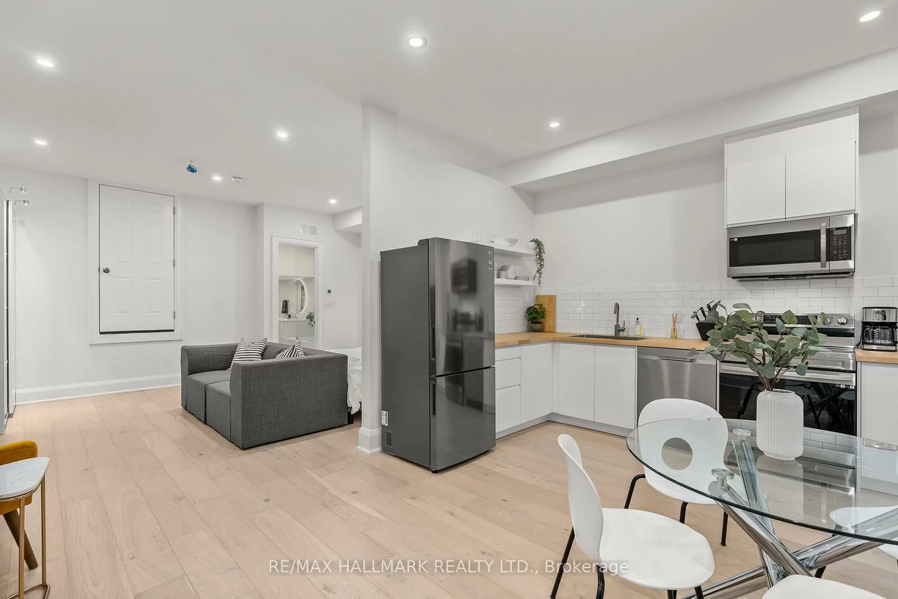 12, Glenside, Greenwood-Coxwell, Toronto