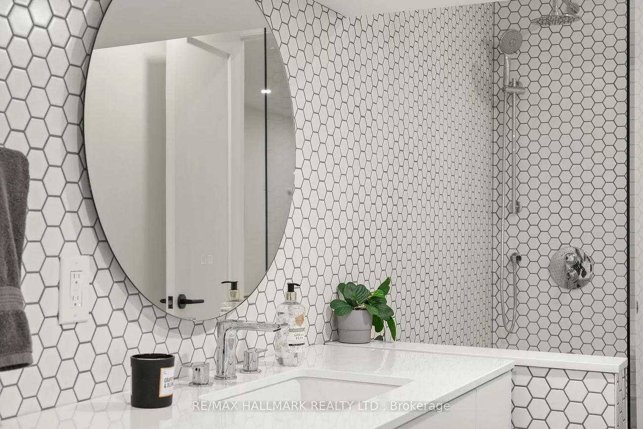 12, Glenside, Greenwood-Coxwell, Toronto