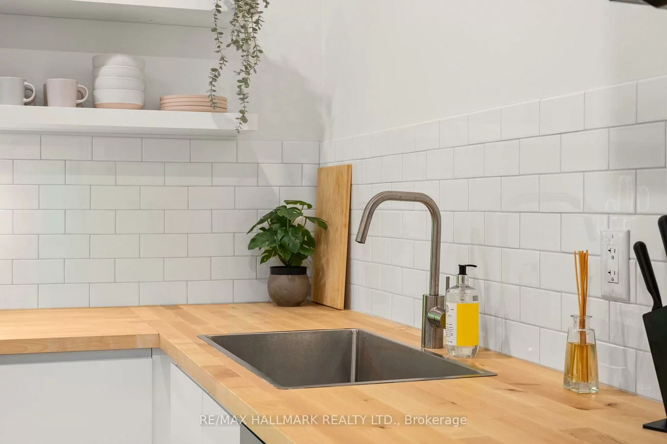 12, Glenside, Greenwood-Coxwell, Toronto