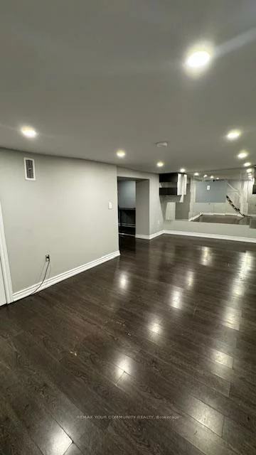 2384, Gerrard, East End-Danforth, Toronto