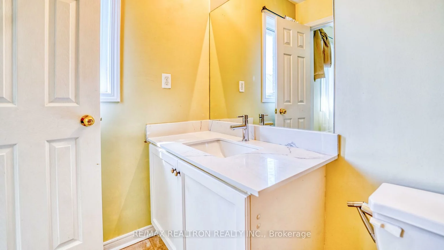 1075, Ellesmere, Dorset Park, Toronto